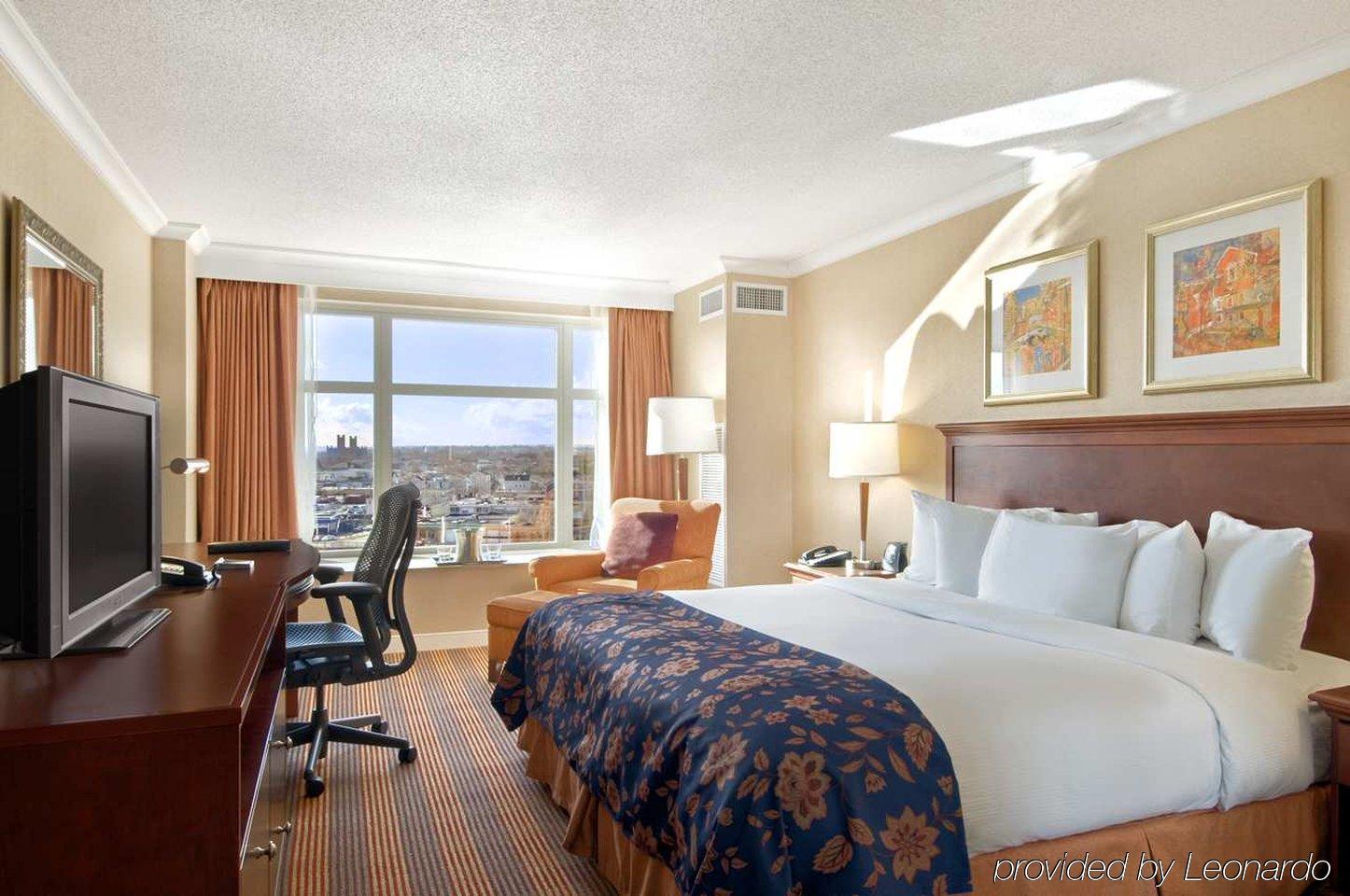 Hilton Providence Hotel Room photo